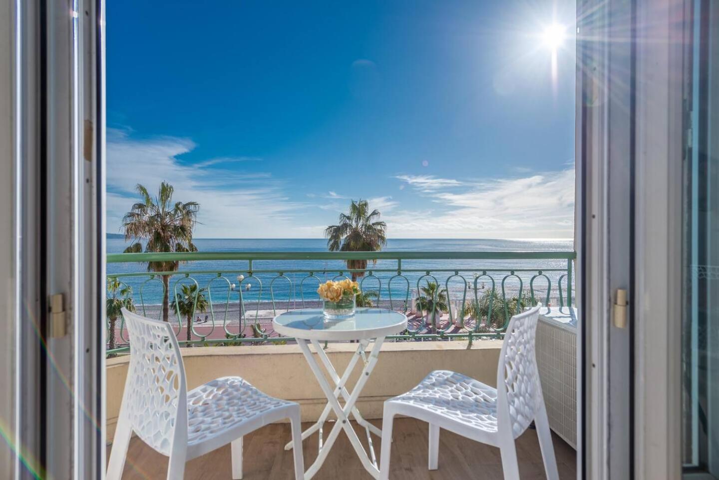 Modern Sea View Apartment On Promenade Des Anglais นีซ ภายนอก รูปภาพ
